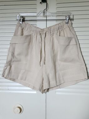 Olive & Co Elastic Drawstring Full Lined Oatmeal Linen Shorts with Patch Pockets